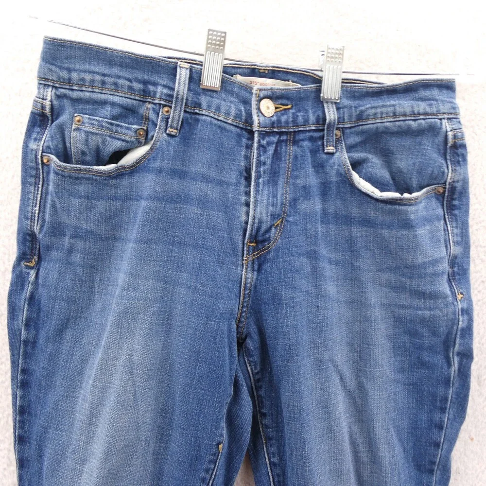 Levis womens jeans